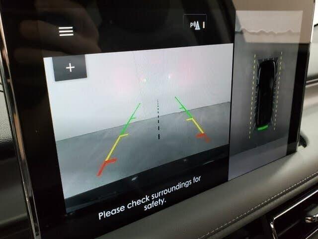 Lincoln Aviator Vehicle Full-screen Gallery Image 11