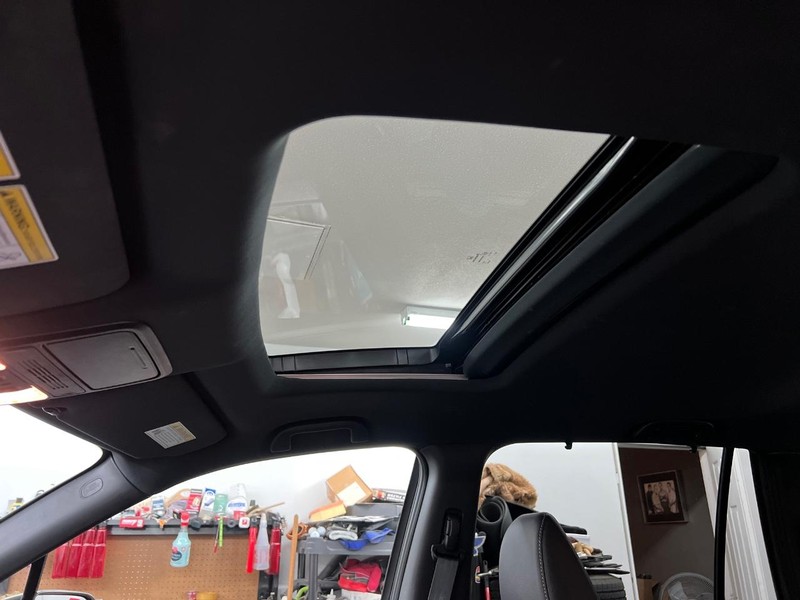 Honda Passport Vehicle Full-screen Gallery Image 7