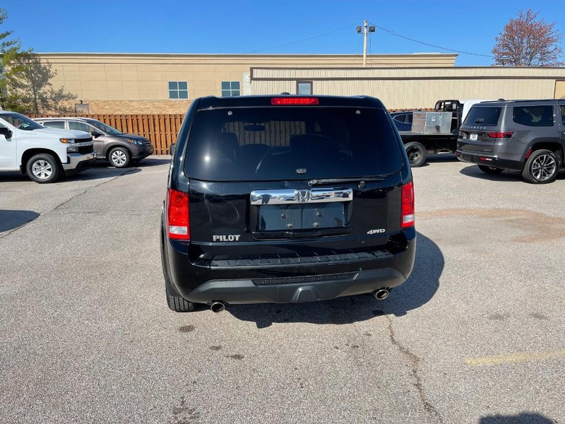 Honda Pilot Vehicle Full-screen Gallery Image 8