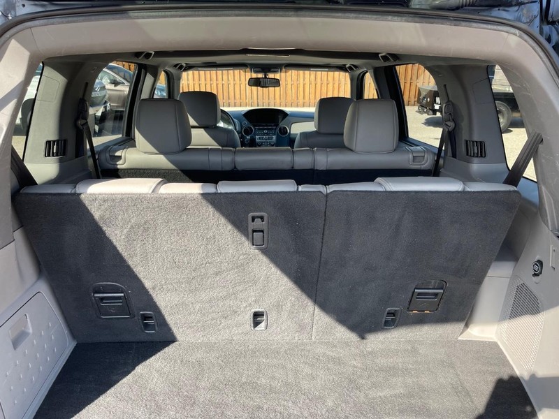 Honda Pilot Vehicle Full-screen Gallery Image 20