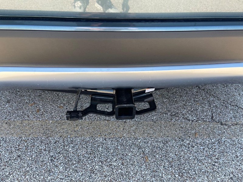Kia Carnival Vehicle Full-screen Gallery Image 21