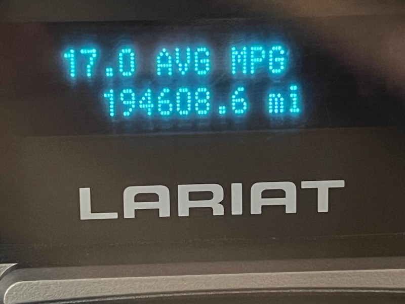 Ford F-150 Vehicle Full-screen Gallery Image 9