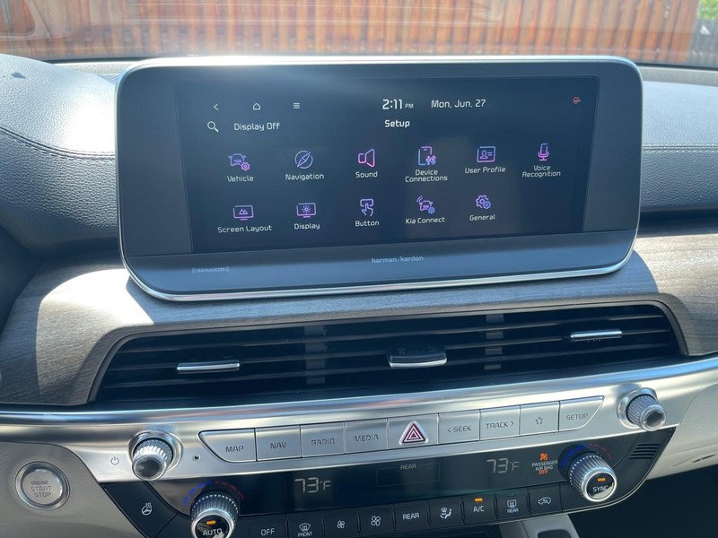 Kia Telluride Vehicle Full-screen Gallery Image 11