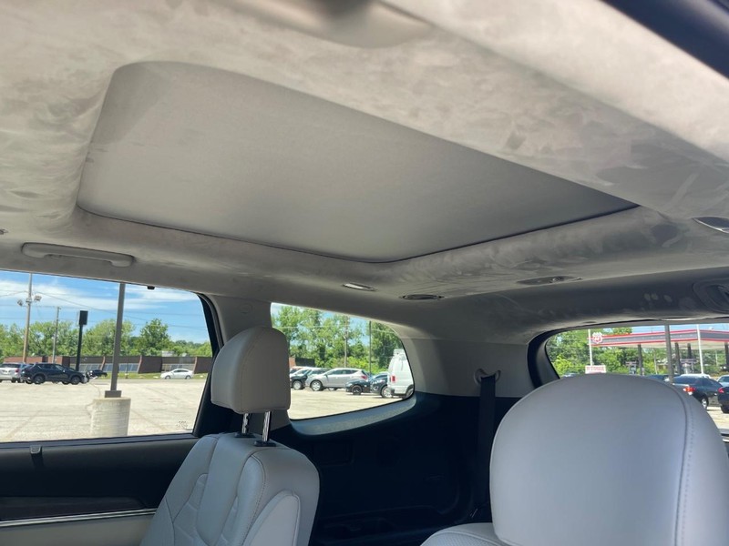 Kia Telluride Vehicle Full-screen Gallery Image 16