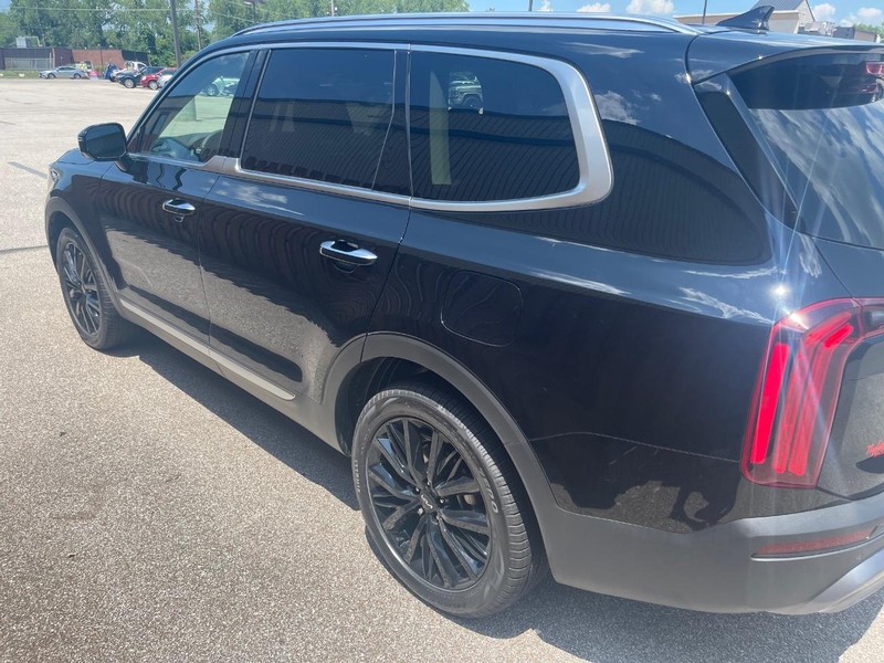 Kia Telluride Vehicle Full-screen Gallery Image 2