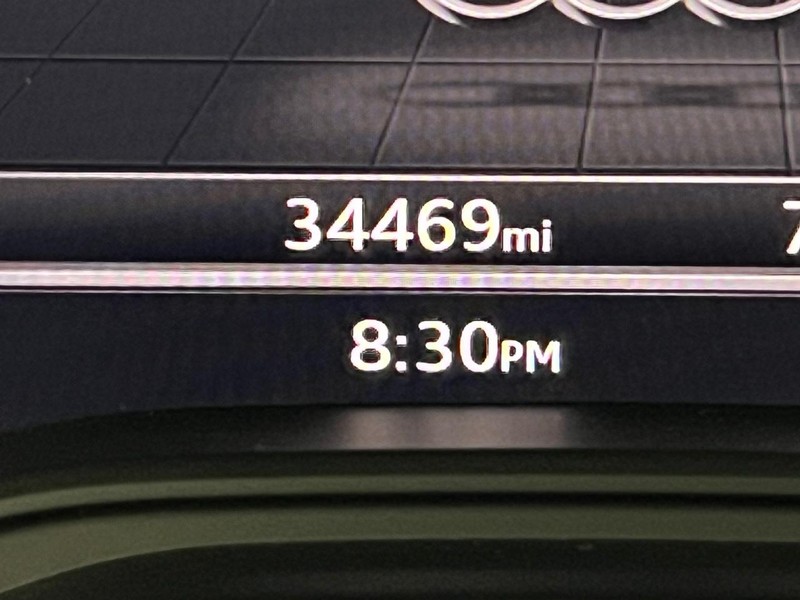 Audi A5 Sportback Vehicle Full-screen Gallery Image 10