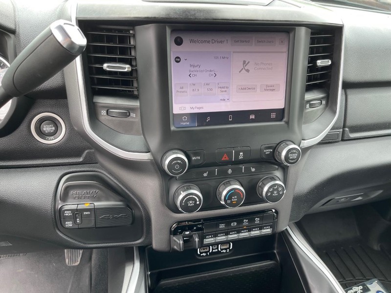 Ram 2500 Vehicle Full-screen Gallery Image 15