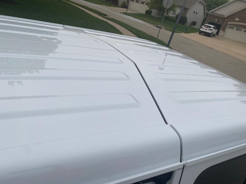 Jeep Gladiator Vehicle Full-screen Gallery Image 5