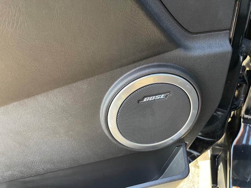 HUMMER H2 Vehicle Full-screen Gallery Image 19