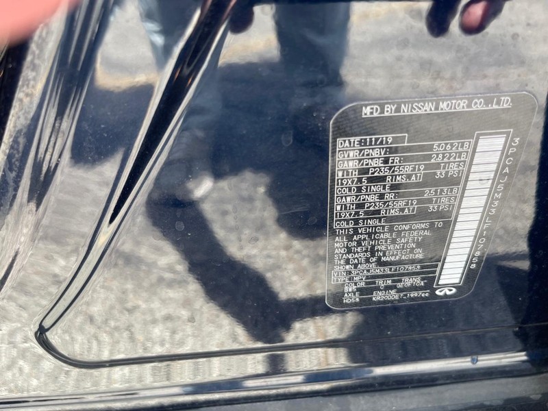 INFINITI QX50 Vehicle Full-screen Gallery Image 16
