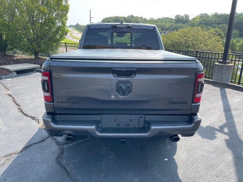 Ram 1500 Vehicle Full-screen Gallery Image 5