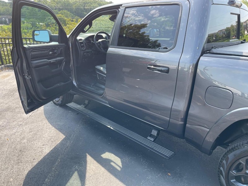 Ram 1500 Vehicle Full-screen Gallery Image 7