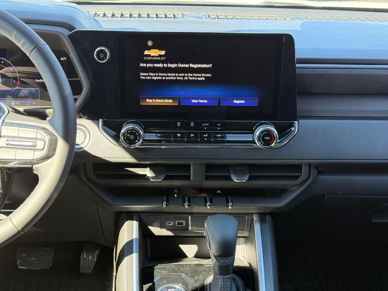 Chevrolet Colorado Vehicle Full-screen Gallery Image 7