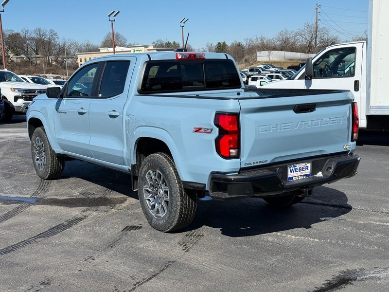 Chevrolet Colorado Vehicle Full-screen Gallery Image 3