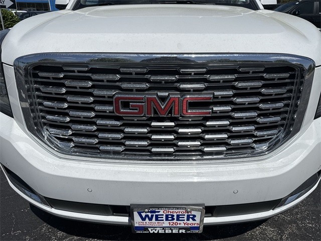GMC Yukon XL Vehicle Full-screen Gallery Image 28