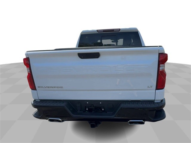 Chevrolet Silverado 1500 Vehicle Full-screen Gallery Image 7