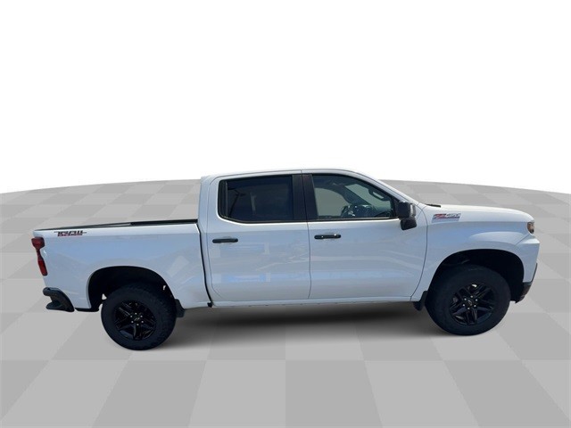 Chevrolet Silverado 1500 Vehicle Full-screen Gallery Image 9