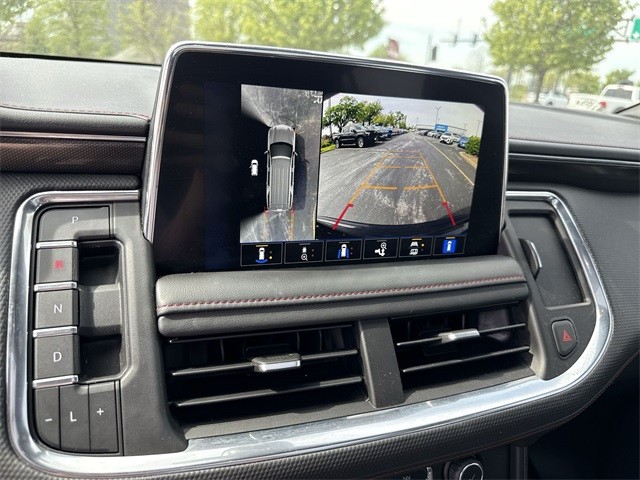 Chevrolet Tahoe Vehicle Full-screen Gallery Image 14
