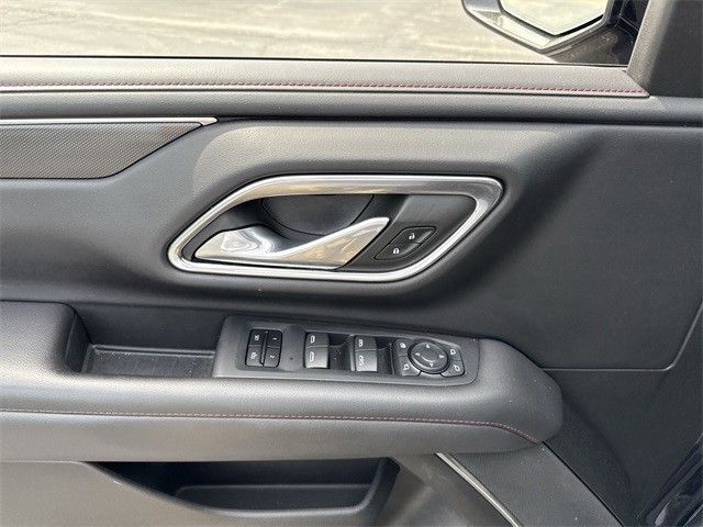 Chevrolet Tahoe Vehicle Full-screen Gallery Image 21