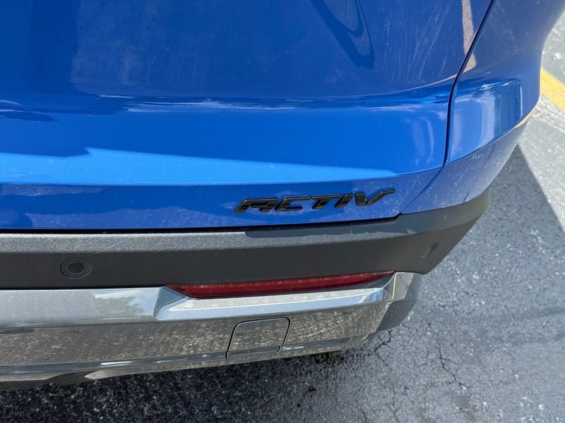 Chevrolet Equinox Vehicle Full-screen Gallery Image 5