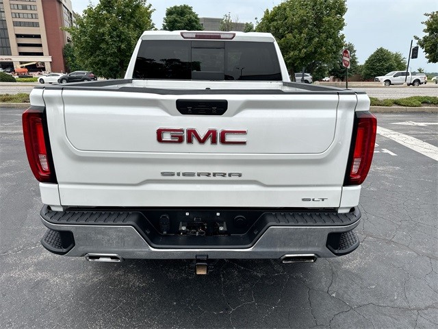 GMC Sierra 1500 Vehicle Full-screen Gallery Image 23