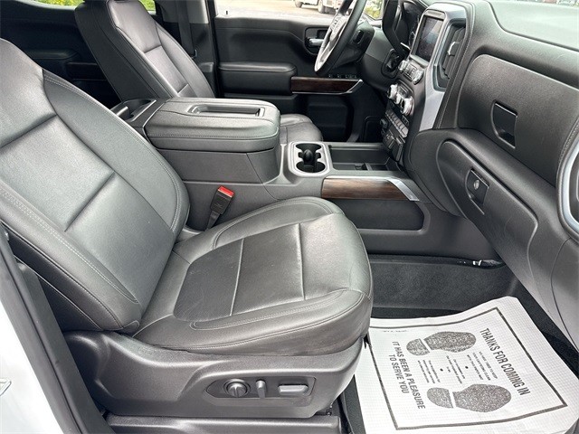 GMC Sierra 1500 Vehicle Full-screen Gallery Image 25