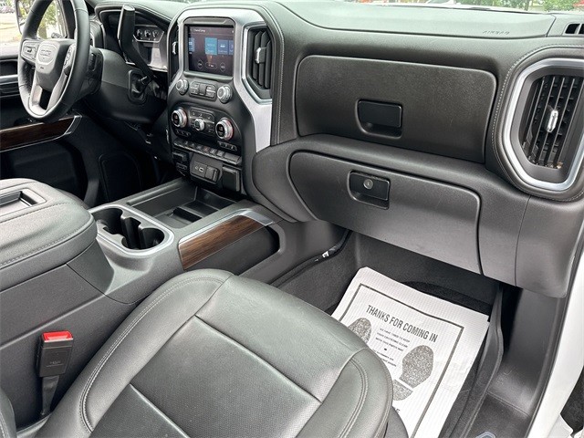 GMC Sierra 1500 Vehicle Full-screen Gallery Image 26