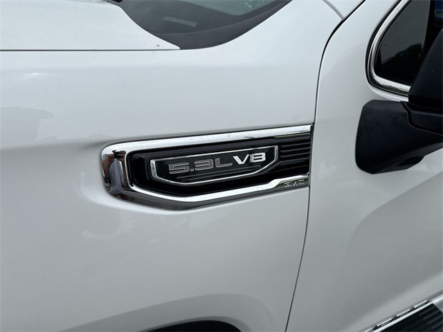 GMC Sierra 1500 Vehicle Full-screen Gallery Image 29