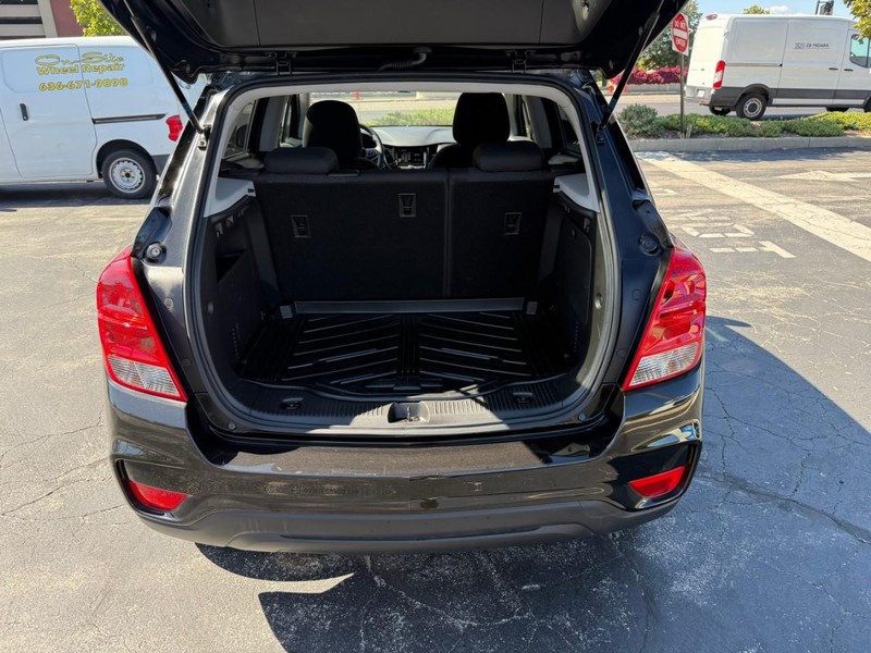 Chevrolet Trax Vehicle Full-screen Gallery Image 5