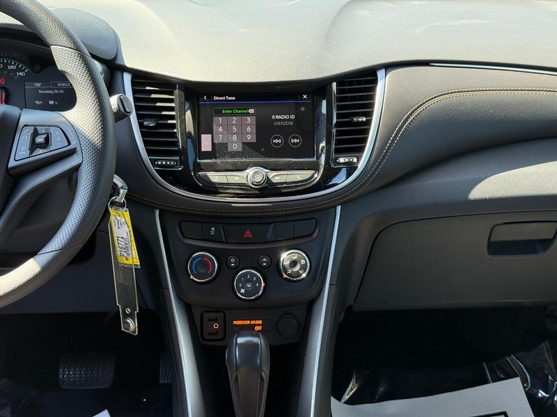 Chevrolet Trax Vehicle Full-screen Gallery Image 13