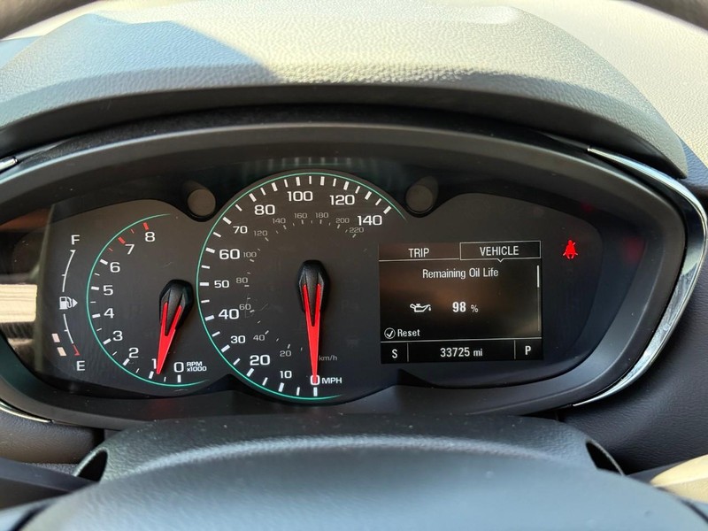 Chevrolet Trax Vehicle Full-screen Gallery Image 20