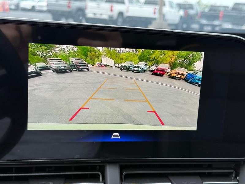 Chevrolet Trax Vehicle Full-screen Gallery Image 16