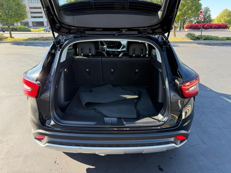 Chevrolet Trax Vehicle Full-screen Gallery Image 6