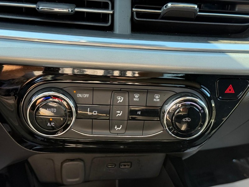 Chevrolet Trax Vehicle Full-screen Gallery Image 21