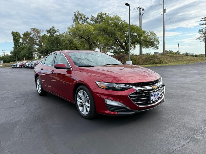 Chevrolet Malibu Vehicle Full-screen Gallery Image 9