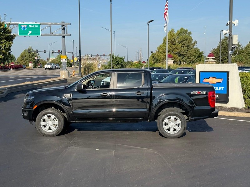 Ford Ranger Vehicle Full-screen Gallery Image 2