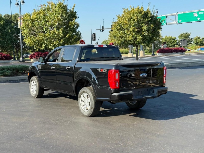 Ford Ranger Vehicle Full-screen Gallery Image 3
