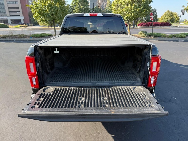 Ford Ranger Vehicle Full-screen Gallery Image 5