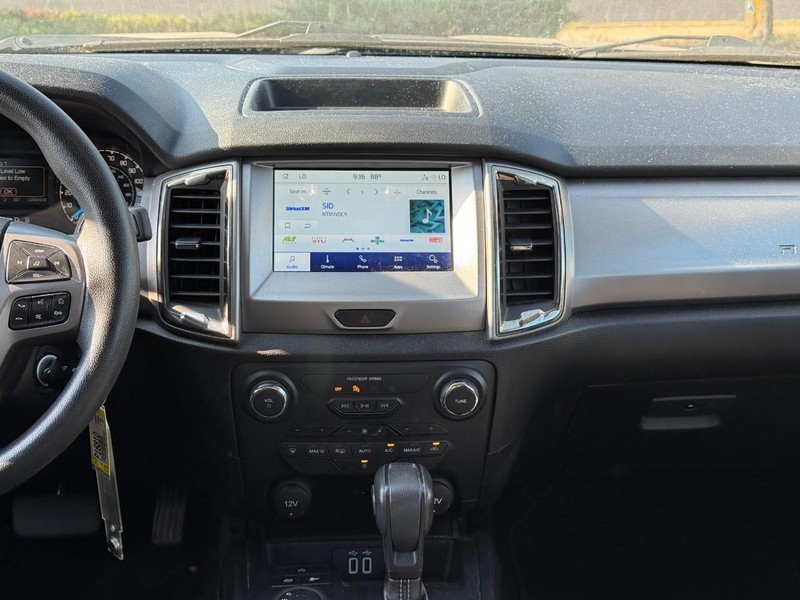 Ford Ranger Vehicle Full-screen Gallery Image 13