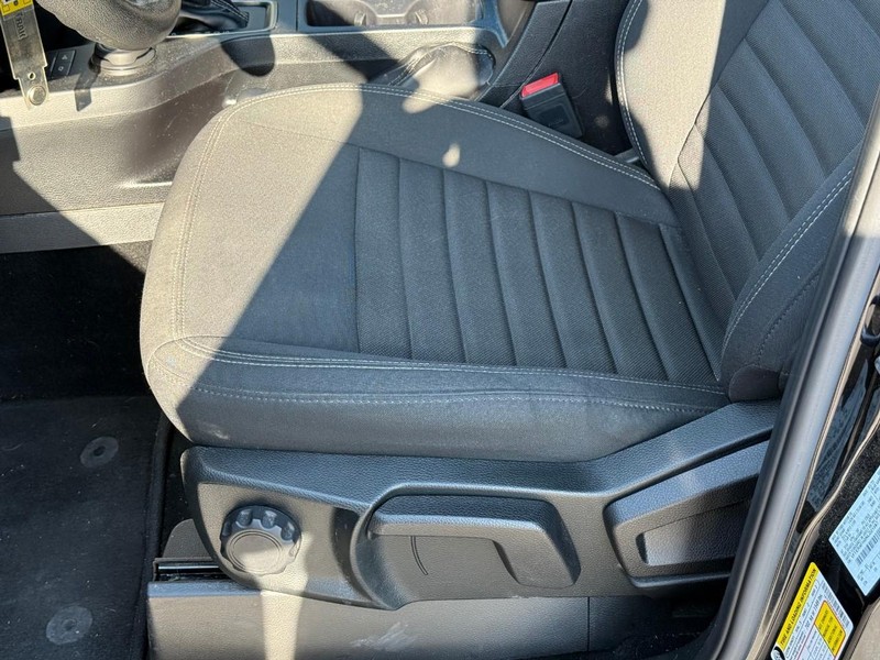 Ford Ranger Vehicle Full-screen Gallery Image 17