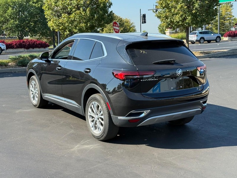 Buick Envision Vehicle Full-screen Gallery Image 3