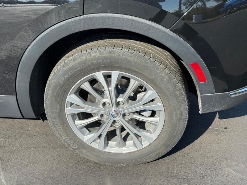 Buick Envision Vehicle Full-screen Gallery Image 4