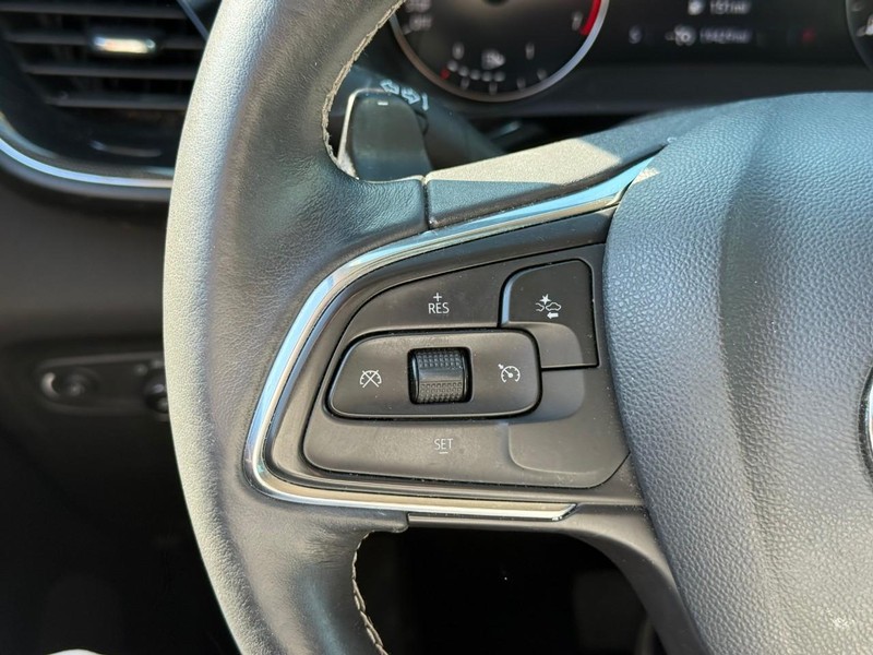 Buick Envision Vehicle Full-screen Gallery Image 18