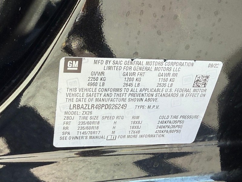 Buick Envision Vehicle Full-screen Gallery Image 23