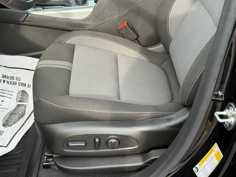 Chevrolet Blazer Vehicle Full-screen Gallery Image 16