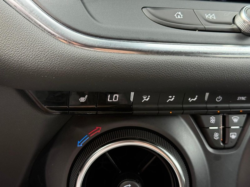 Chevrolet Blazer Vehicle Full-screen Gallery Image 21