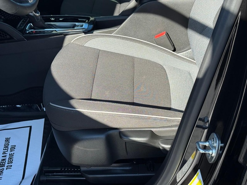 Chevrolet Trailblazer Vehicle Full-screen Gallery Image 19