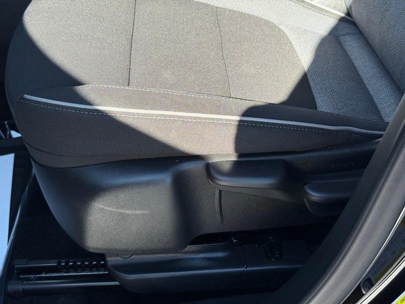 Chevrolet Trailblazer Vehicle Full-screen Gallery Image 20