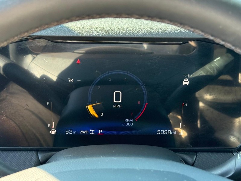 Chevrolet Trailblazer Vehicle Full-screen Gallery Image 23