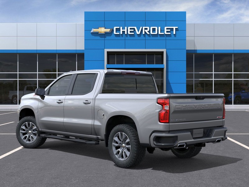 Chevrolet Silverado 1500 Vehicle Full-screen Gallery Image 3